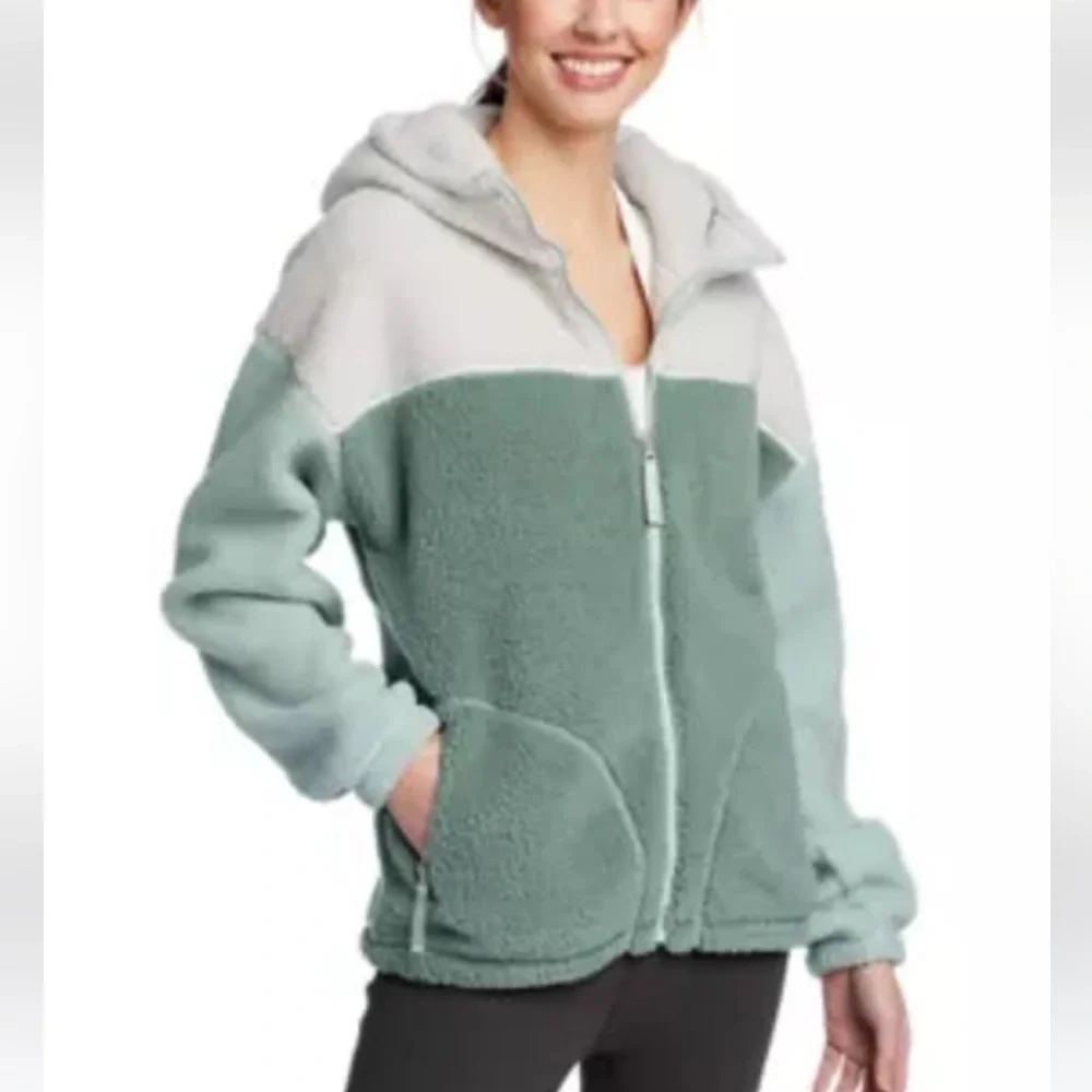 NWOT Eddie Bauer We Wander Hoodie Jacket Coat in Mineral Green - Picture 9 of 9